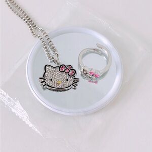Hello Kitty Chain Ring Mirror Bundle